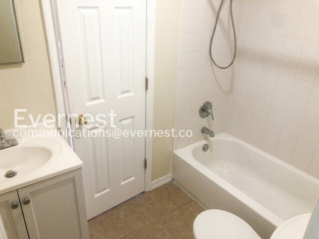 Building Photo - 715 W Ohio Ave