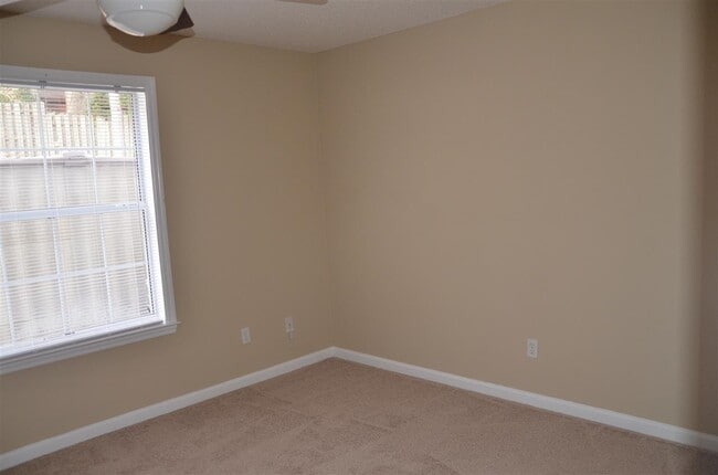Building Photo - 3332 Argonaut Dr