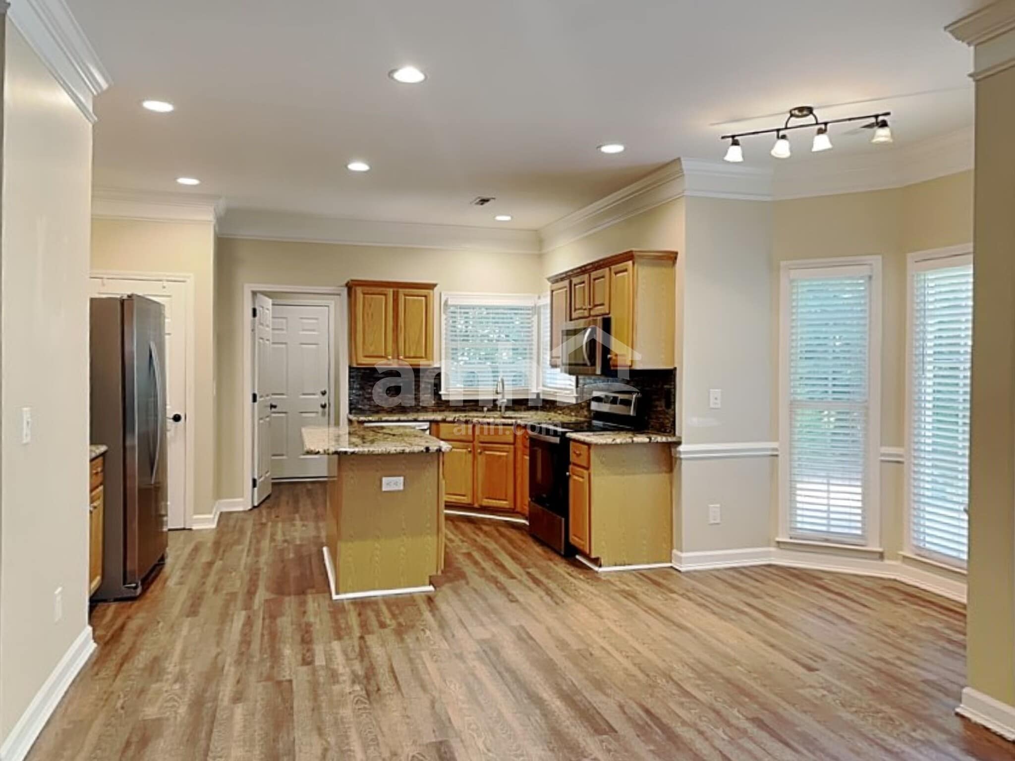 Building Photo - 10105 Grimbsy Ct