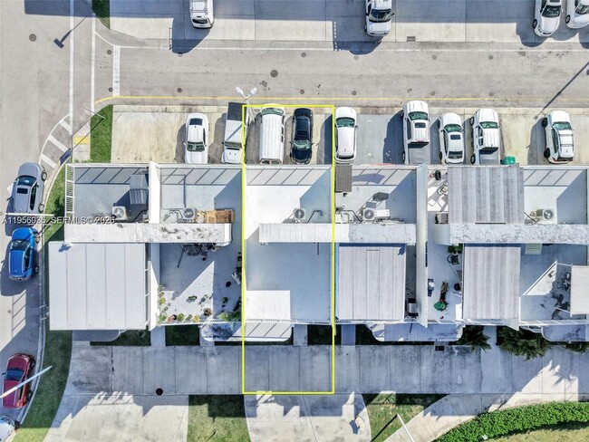 Building Photo - 25874 SW 139th Ct