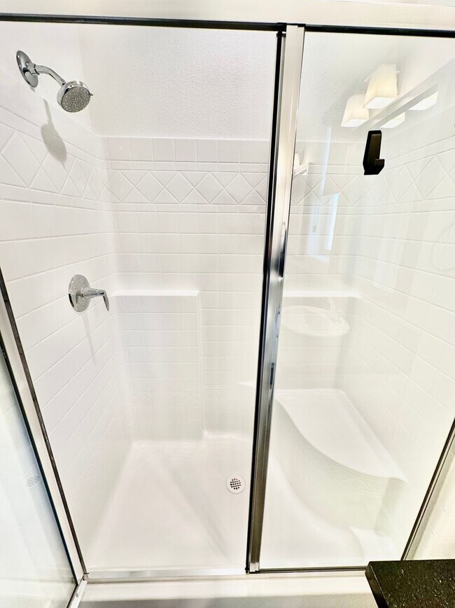 Building Photo - Newly Built 3/2.5 Home in Tesoro Viejo Community