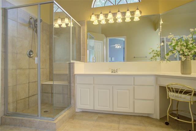 Building Photo - 8016 Ambiance Way