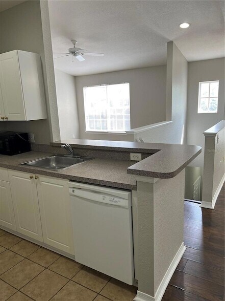 Building Photo - 839 Grand Regency Pointe