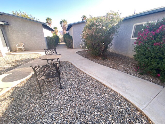 Primary Photo - 73874 Sunnyvale Dr