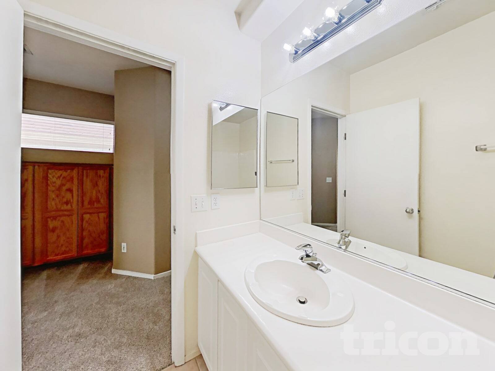 Building Photo - 10207 S Ghost Gum St