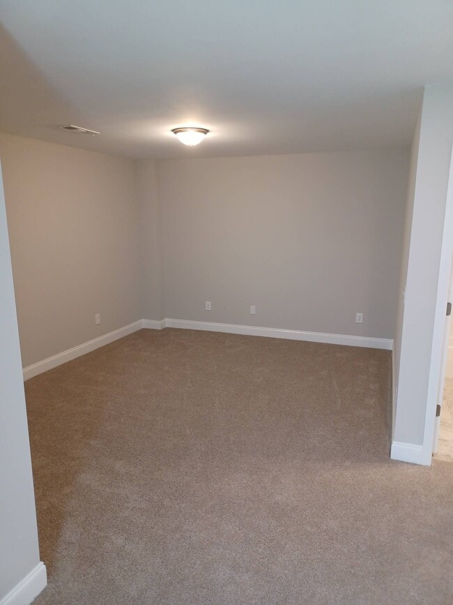 Building Photo - 1748 Park Terrace Ln