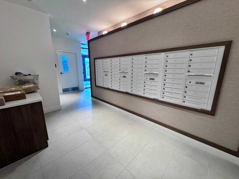 Building Photo - 130 Gardner St