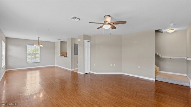 Building Photo - 9055 Gervais Cir