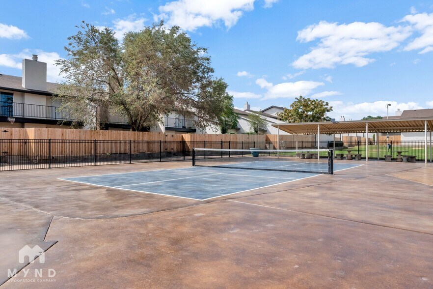 Building Photo - 3247 62nd St