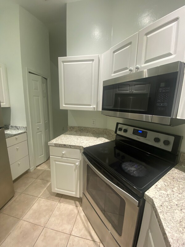 Building Photo - 4631-4631 29th St SW