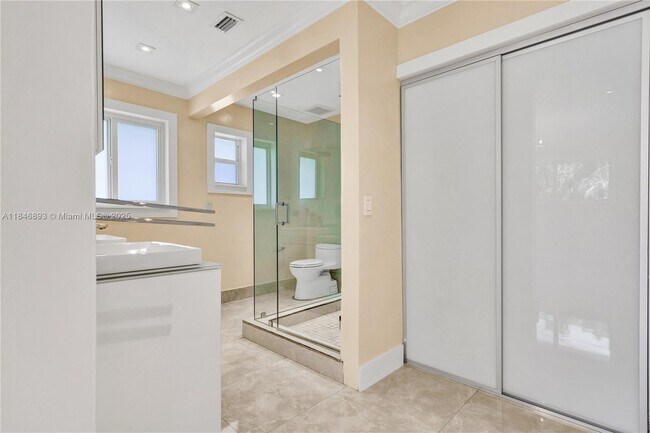 Building Photo - 7620 SW 164th St