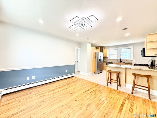 Building Photo - 120 Culloden Rd