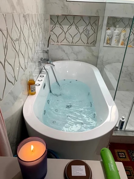 Building Photo - 5442 W 76th St