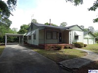 Building Photo - 1625 Pineland Ave