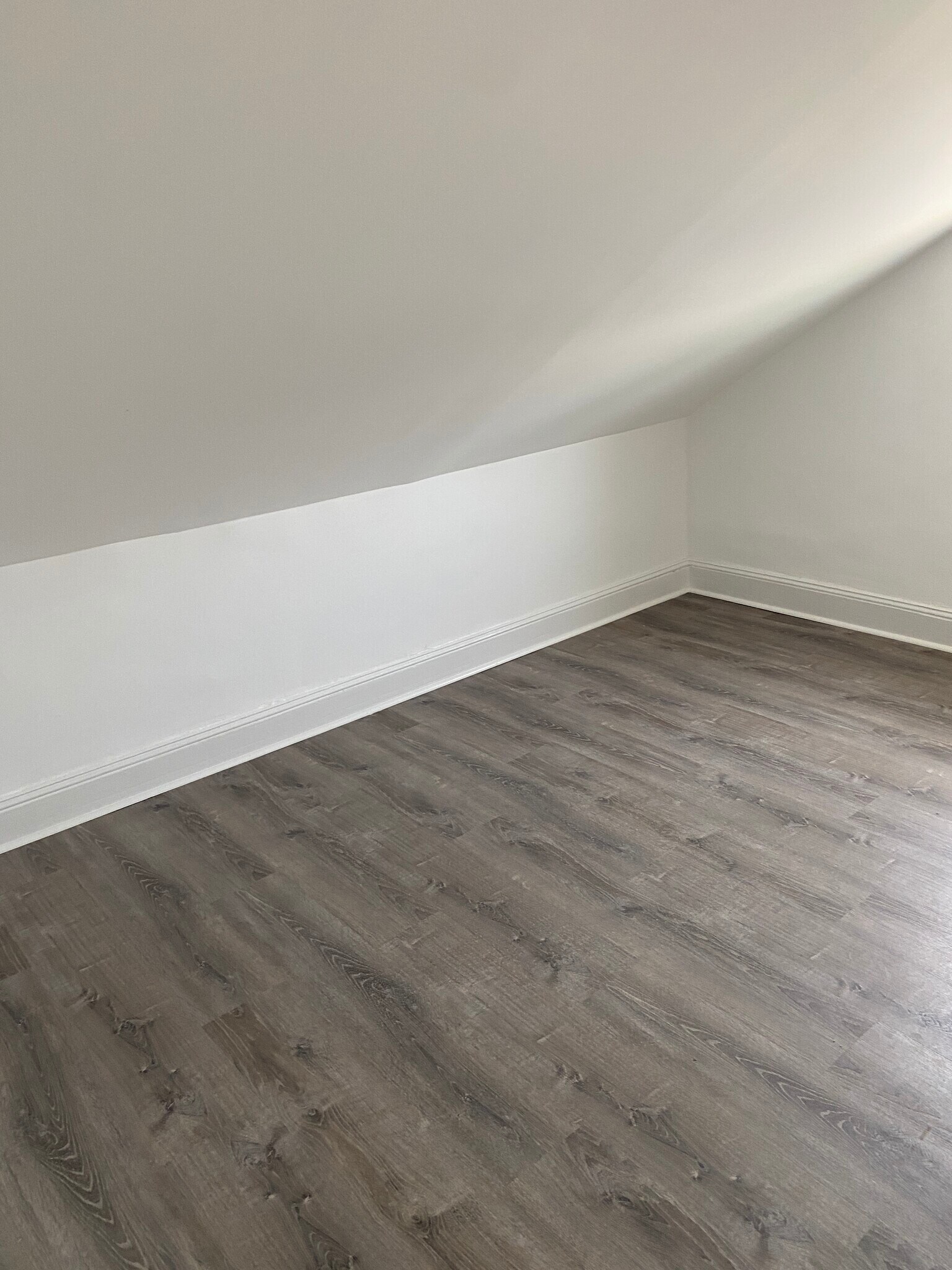 Room 2 - 893 Penn St