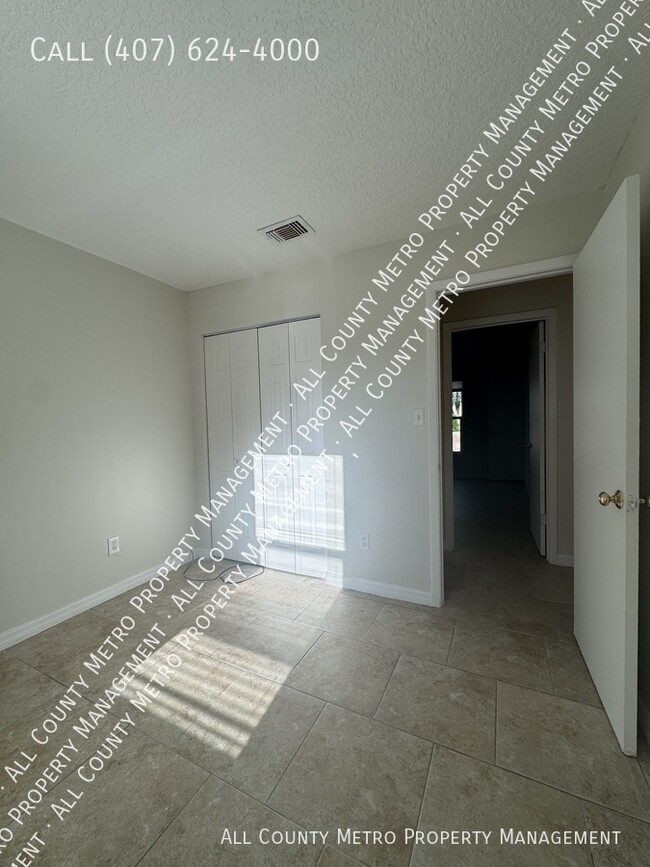 Building Photo - 1426 S Hawthorne Ave