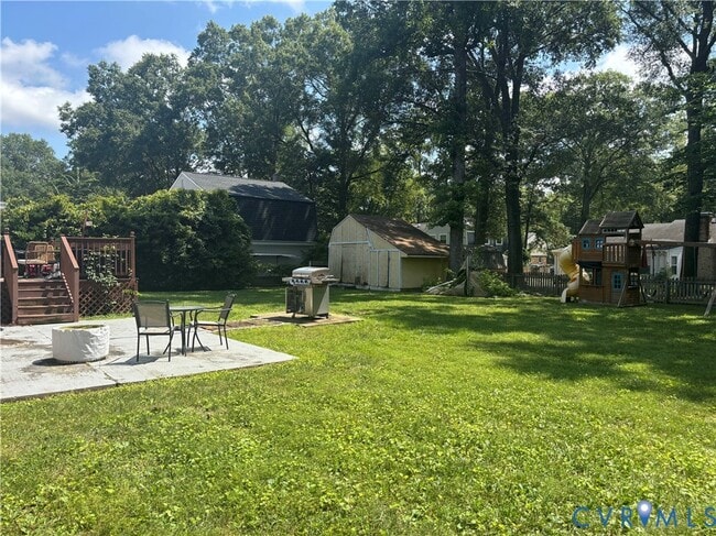 Building Photo - 1511 Charrington Dr