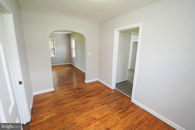 Building Photo - 737 Magnolia Dr