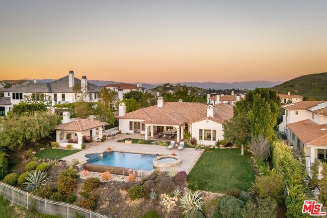 Building Photo - 25420 Prado De Azul