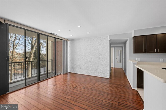 Building Photo - 4 S Van Dorn St