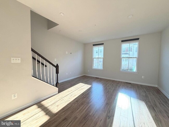 Building Photo - 1325 Bruley Rd