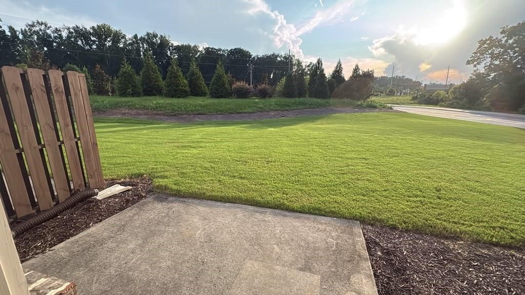 Building Photo - 5610 Flint Ln