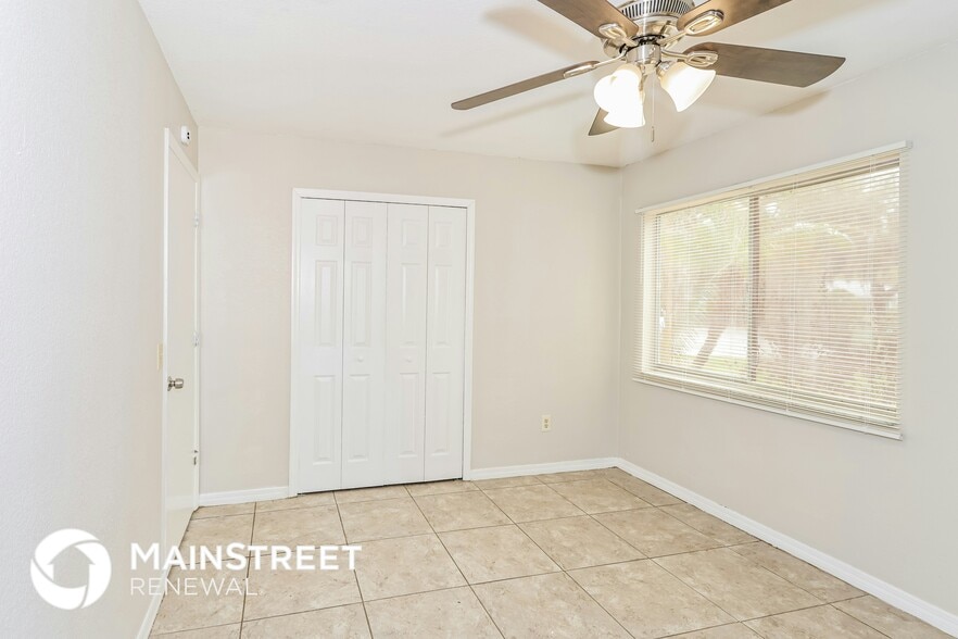 Building Photo - 1257 Linmoor Cir NE