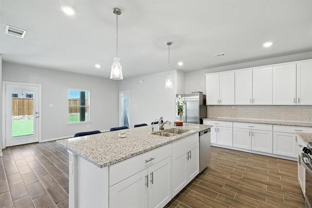 Building Photo - 206 Peckham Dr