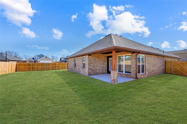 Building Photo - 2801 Tulip Dr