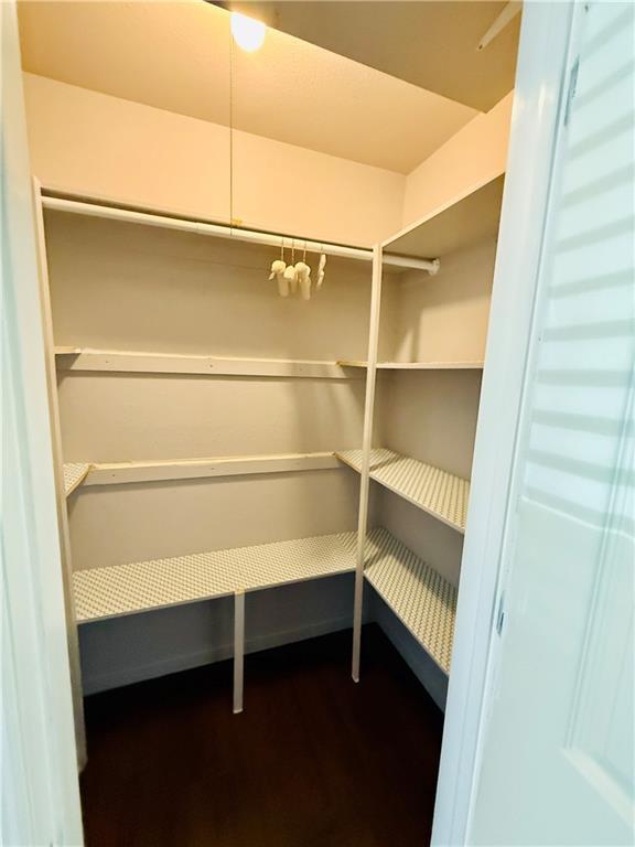 Building Photo - 2714 W Fir St