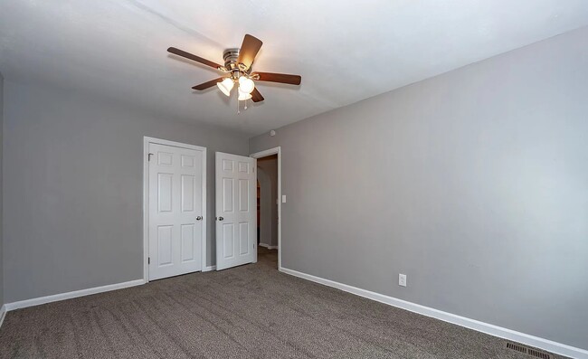 Building Photo - 13119 Fuller Ave