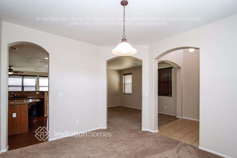 Building Photo - 7155 Almerta Ave