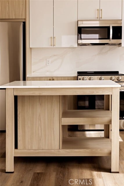 Building Photo - 21010 Erwin St