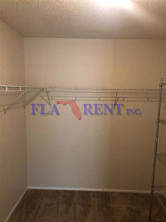 Building Photo - Pending Application- DO NOT APPLY -COMING SOON!  5/1/26     2/2 Upgraded Condo in Winter Park**