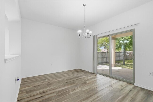 Building Photo - 11200 Drumellan St