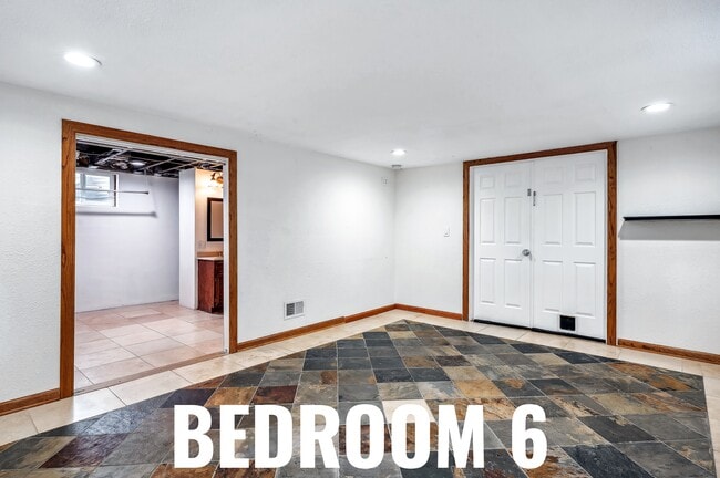 Building Photo - 151 S Ames St