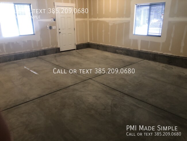 Building Photo - 1634 N Westview Ln
