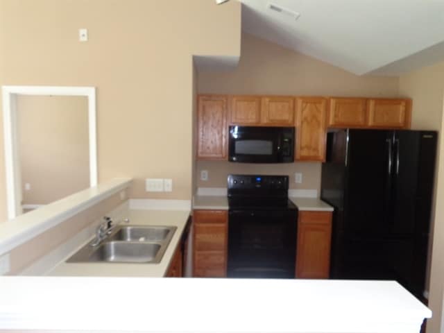 Building Photo - 194 Mott Rd