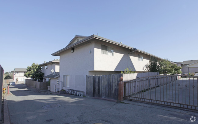 Primary Photo - 201 Sebastian Ln