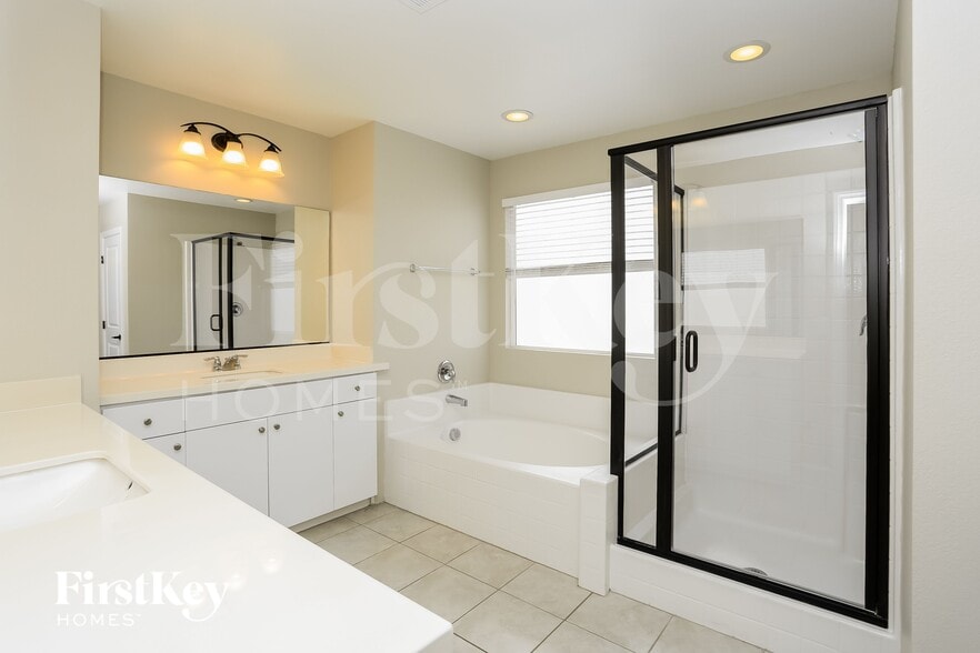 Building Photo - 4527 Amberley Ridge Ave