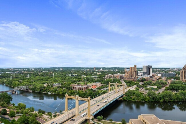 Building Photo - 19 S 1st St