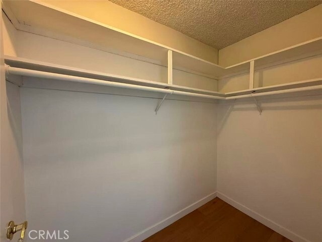 Building Photo - 724 Barnum Way
