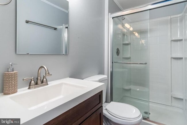 Building Photo - 46 Running Brooke Dr