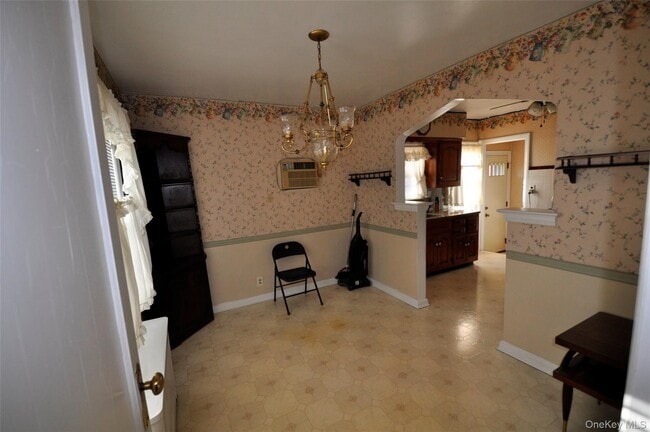 Building Photo - 415 Lowell Ave