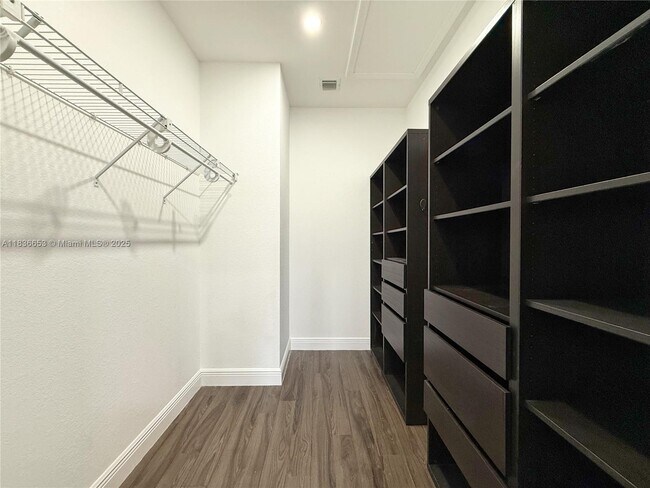 Building Photo - 16562 SW 71st Terrace
