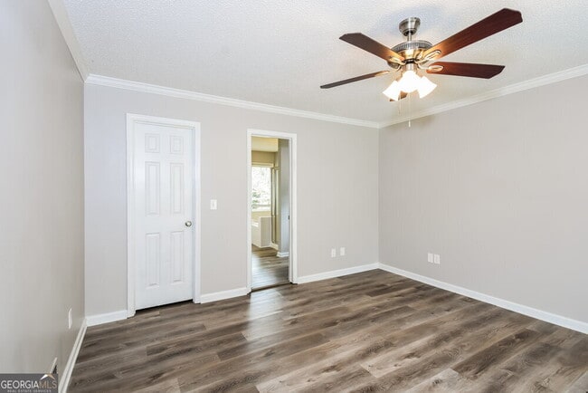 Building Photo - 2858 Carnegie Way SW