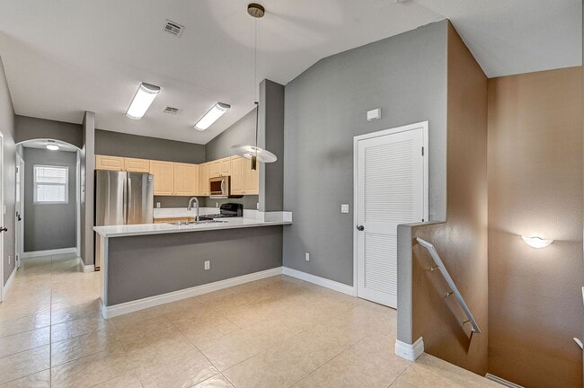 Building Photo - 9333 Leaping Deer Pl