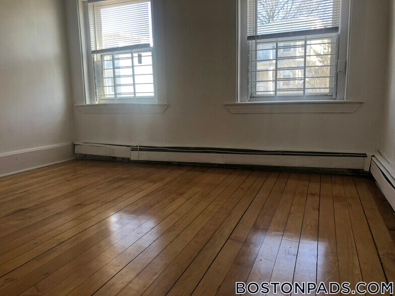 Building Photo - 270 Bowdoin St