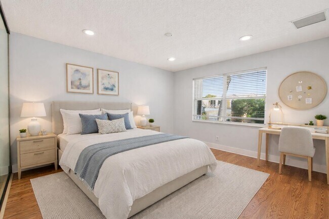 Building Photo - 7848 Travelers Tree Dr