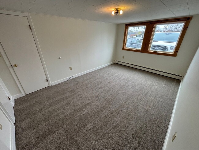 Building Photo - Freshly Updated 2BR Apartment – Heat Included | Sanford, ME